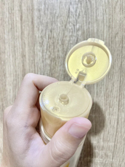 Hada Labo Premium Lotion Gokujyun 30ml open cap showing dispenser and texture