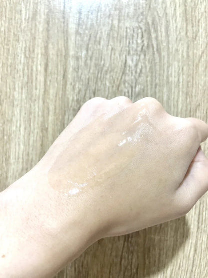 Hada Labo Premium Lotion Gokujyun 30ml absorbed into skin smooth glowing finish