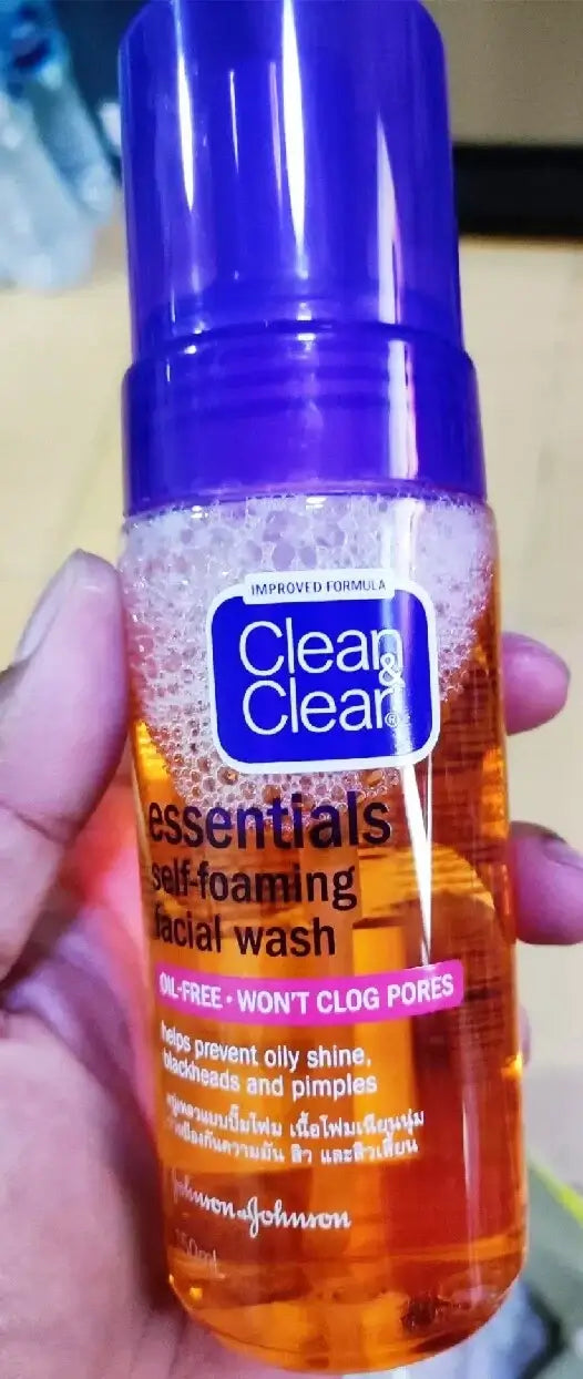 Clean Clear Foaming Wash pump bottle self foaming facial cleanser oil free formula