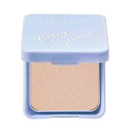 Cute Press Evory Snow Powder in closed light blue square compact case.