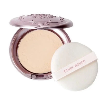Etude Secret Beam Powder Pact SPF36 PA+++ 0.52 oz. with puff and compact, featuring smooth and radiant finish.