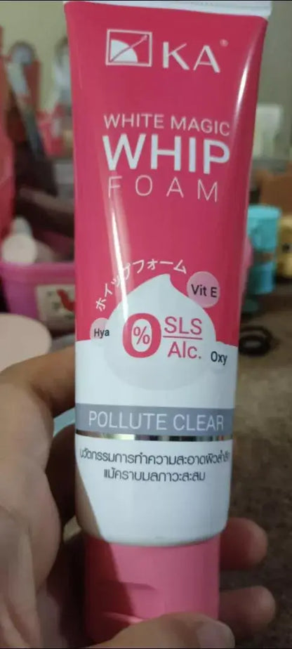 KA White Foam Cleanser Vitamin B3 B6 E facial cleansing foam packaging
