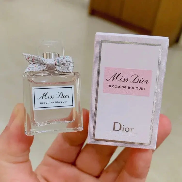 Miss Dior Blooming Bouquet Mini Splash Perfume 5ml Handheld Size