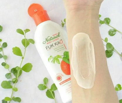 Mistine Fuk Kao Lotion Natural Body Lotion Moisturizing Texture on Skin with Gac Fruit