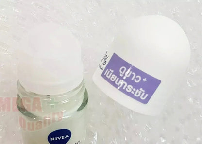 Nivea Extra Firm Roll On opened bottle showing applicator roller ball and cap