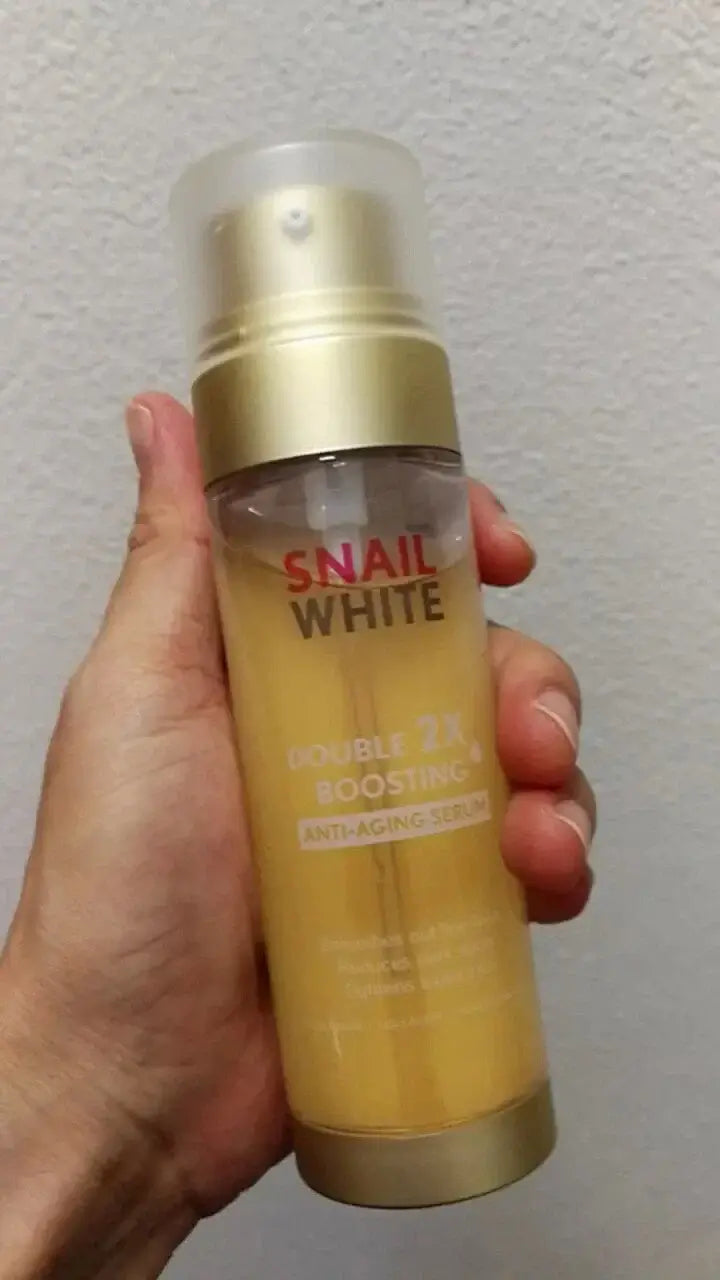 Snail White Double Boosting Serum Dual Chamber Bottle Close Up