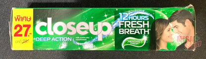 Front view of Closeup Menthol Fresh Gel Toothpaste 75g box with yellow price label and branding