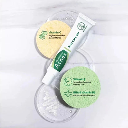 Mentholatum Acnes Sealing Jell gel texture lightweight clear formula close up