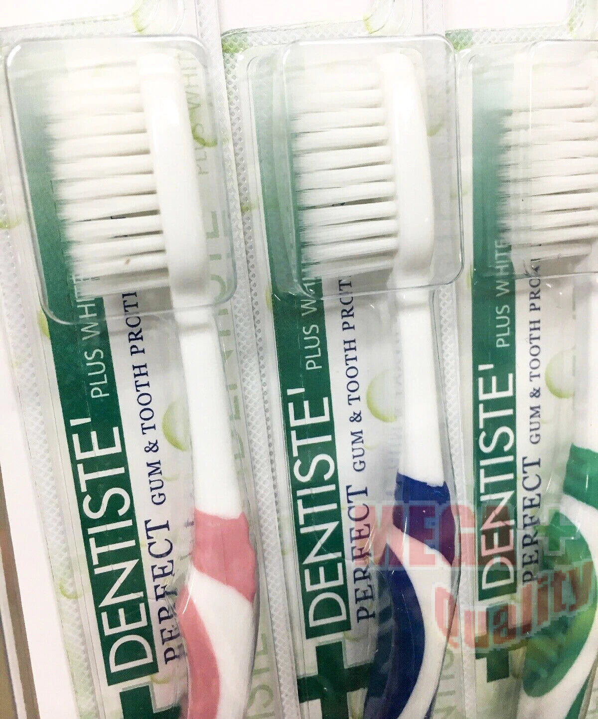 Dentiste Toothbrush extra soft Italy big bristles close up brush head design
