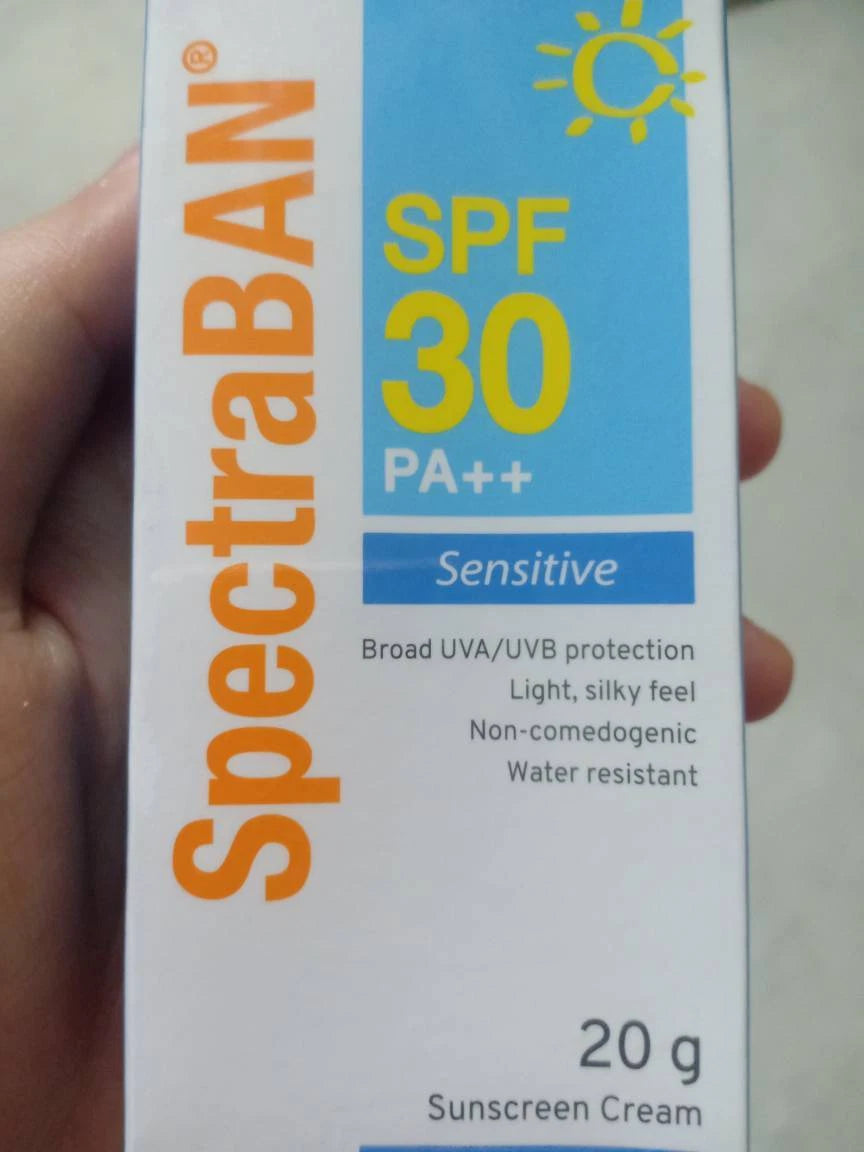 SpectraBAN Sensitive Sunscreen packaging box SPF30 PA++ close view