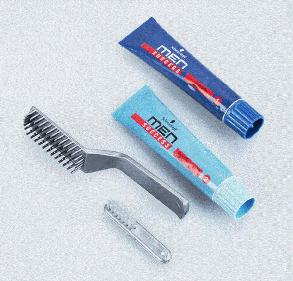 Schwarzkopf Men Success 60 hair color tubes and application tools for fast gray coverage in dark brown.