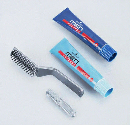 Schwarzkopf Men Success 60 hair color tubes and application tools for fast gray coverage in dark brown.