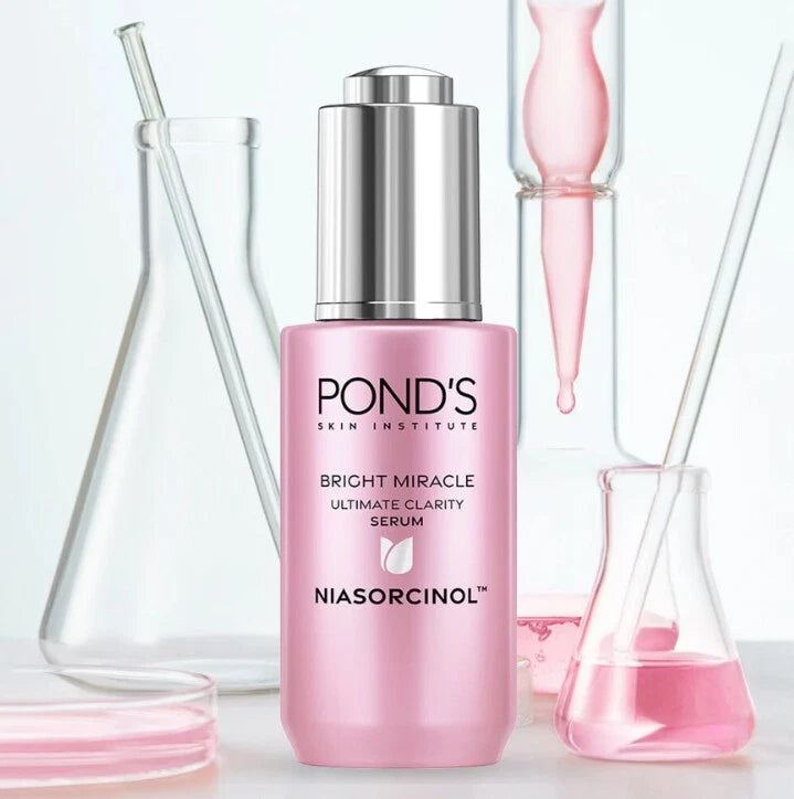 Ponds Bright Miracle Serum dropper texture liquid detail