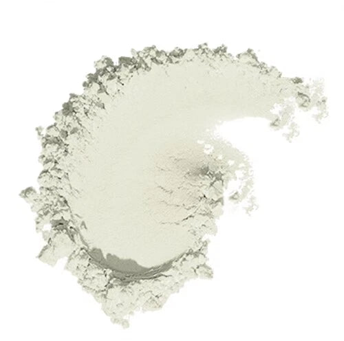 Sasi Acne Sol Loose Powder texture close up fine powder