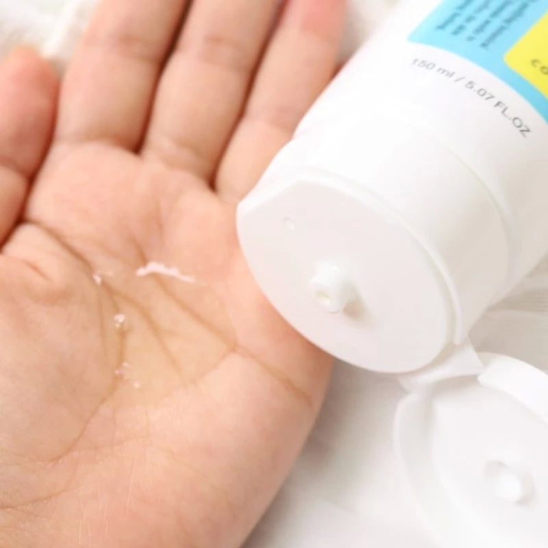 COSRX Low pH Good Morning Gel Cleanser clear gel texture on hand