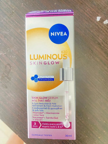 Close-up of NIVEA Luminous 630 Skin Glow Serum 30ml product box