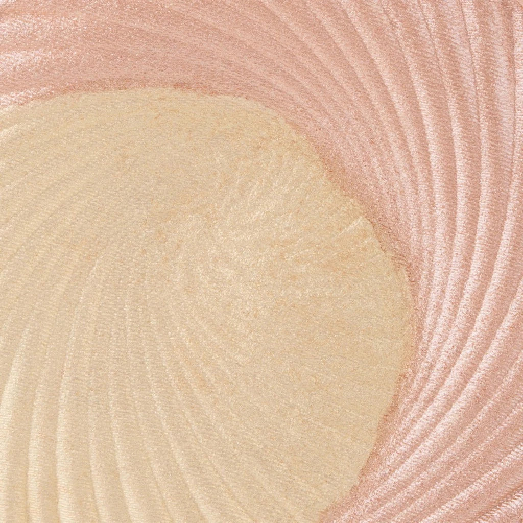 Odbo Vivid Baked Highlighter Golden Wink Shimmer Powder Texture Close Up