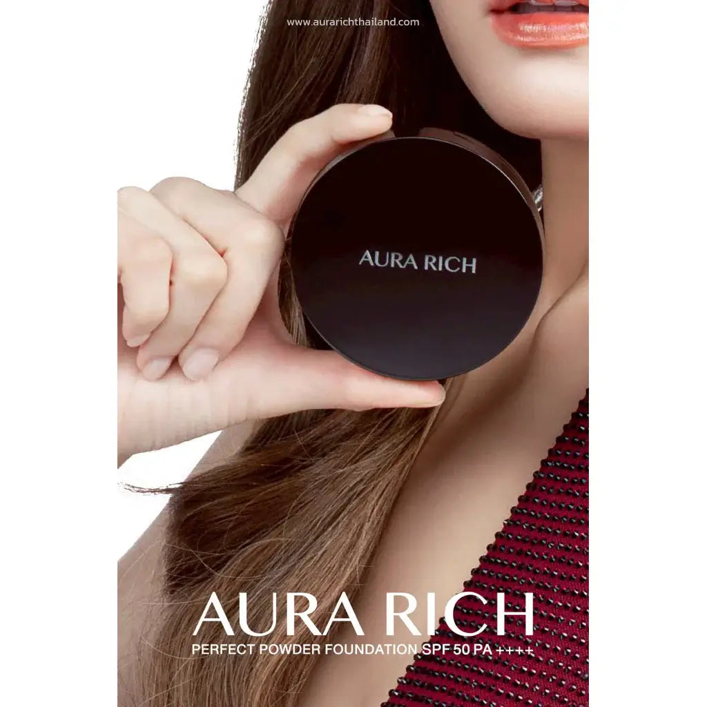 Aura Rich Powder Foundation compact powder puff application beauty makeup product